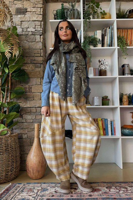 Lucky Bandana Scarf Khaki /50=